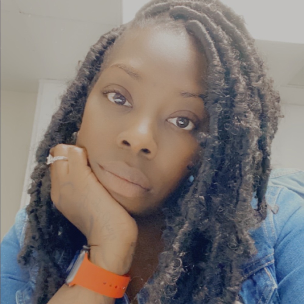 Meet your Posher, Monya